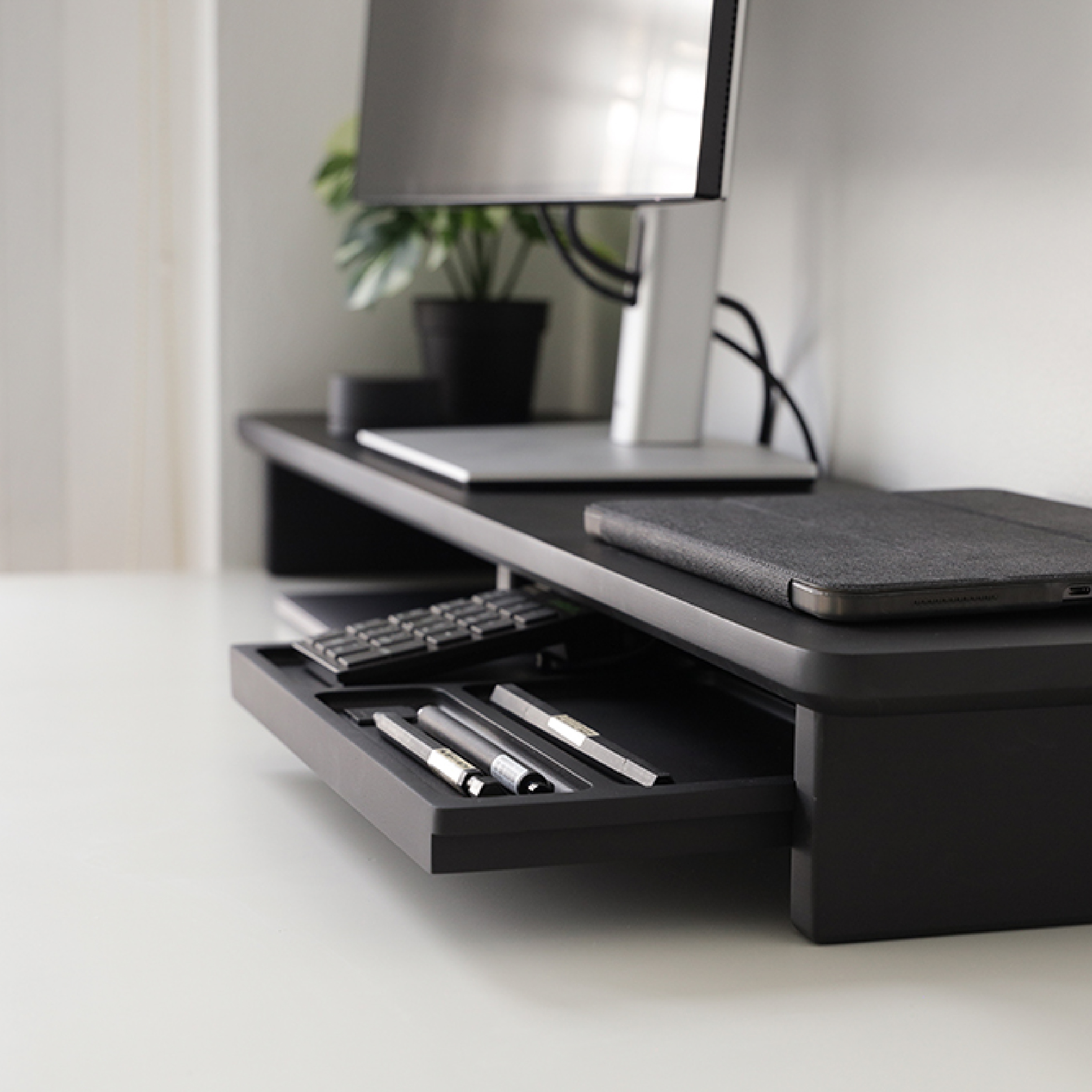 THOMAS-L Black monitor stand