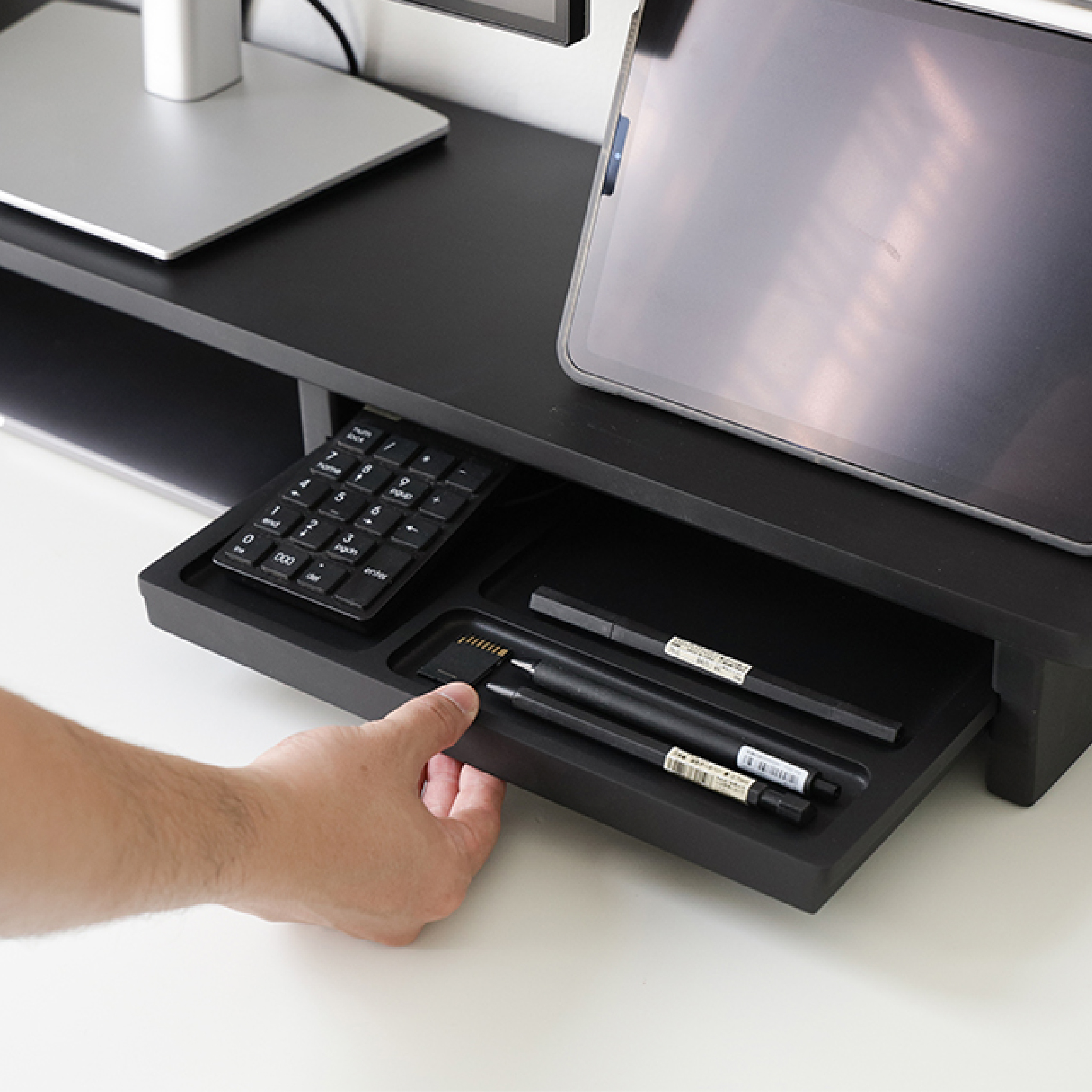 THOMAS-L Black monitor stand