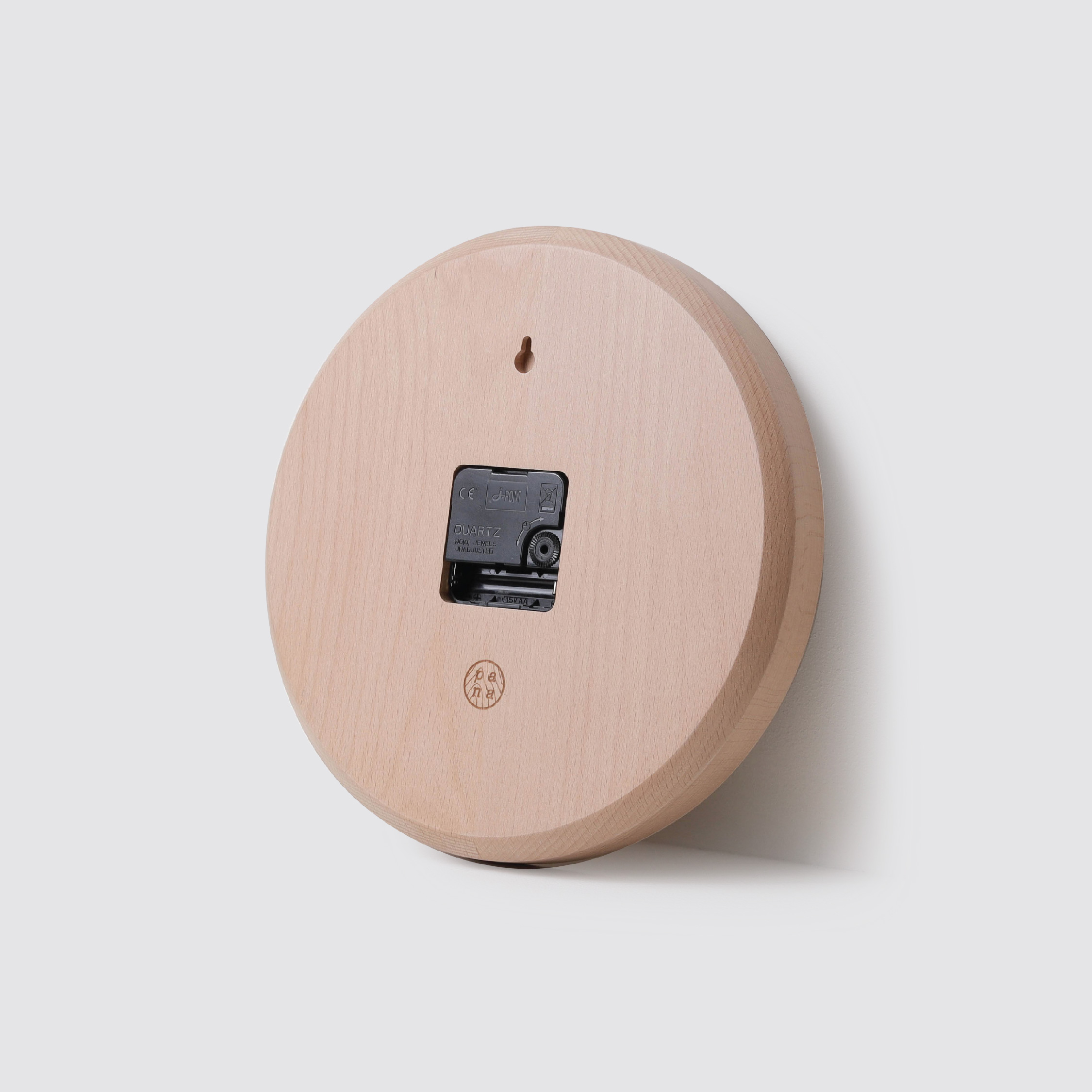 TIMY-C : Natural B. | Black H. wall clock