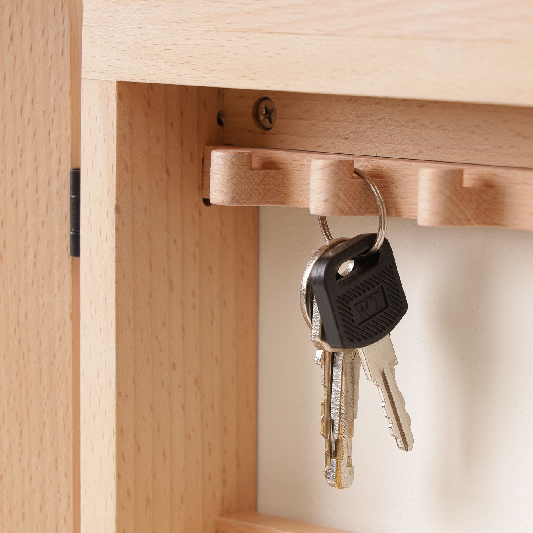 Miti | Key cabinet