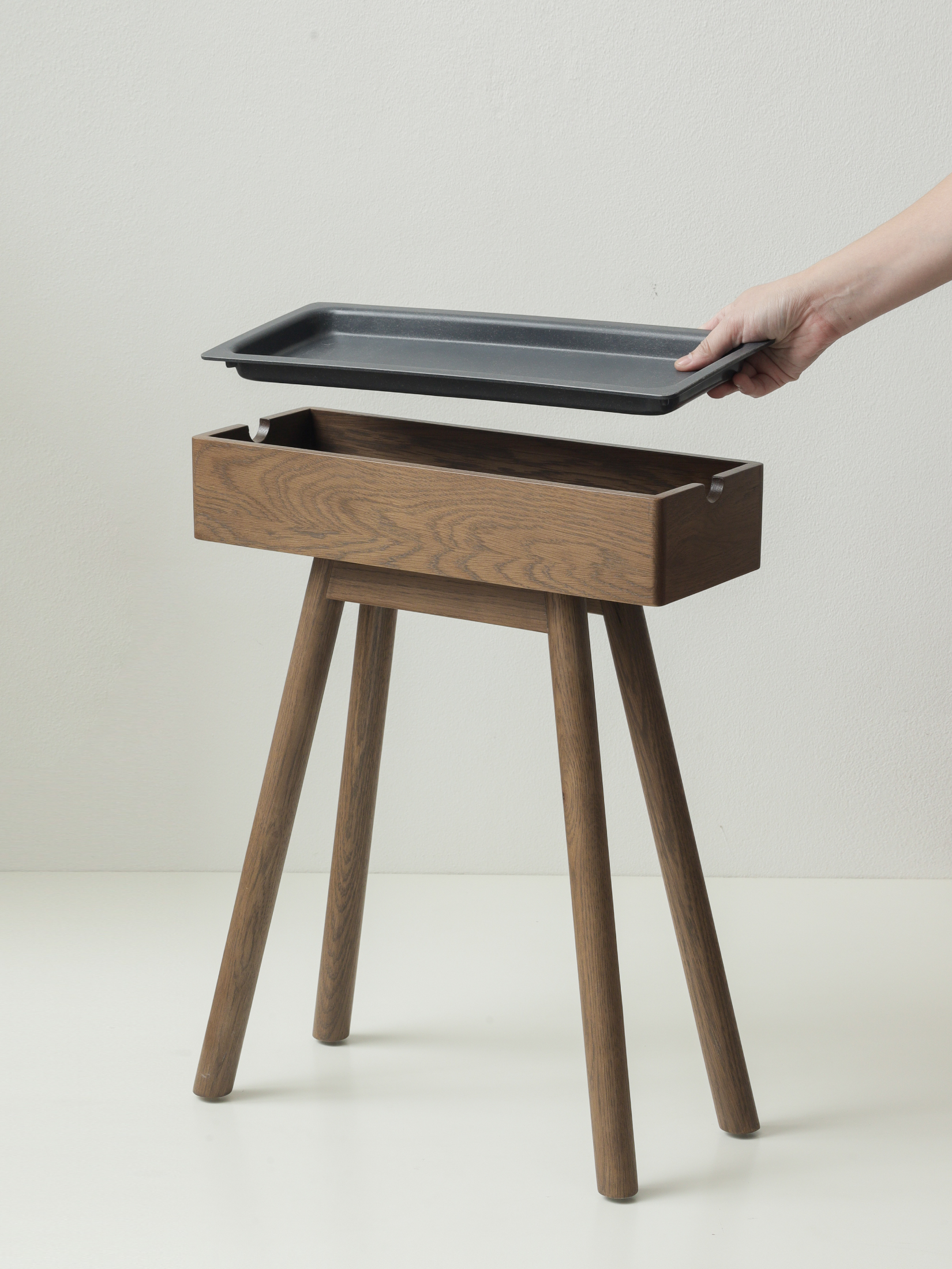 LAYER S I Dark Oak - Grey Tray I side Table