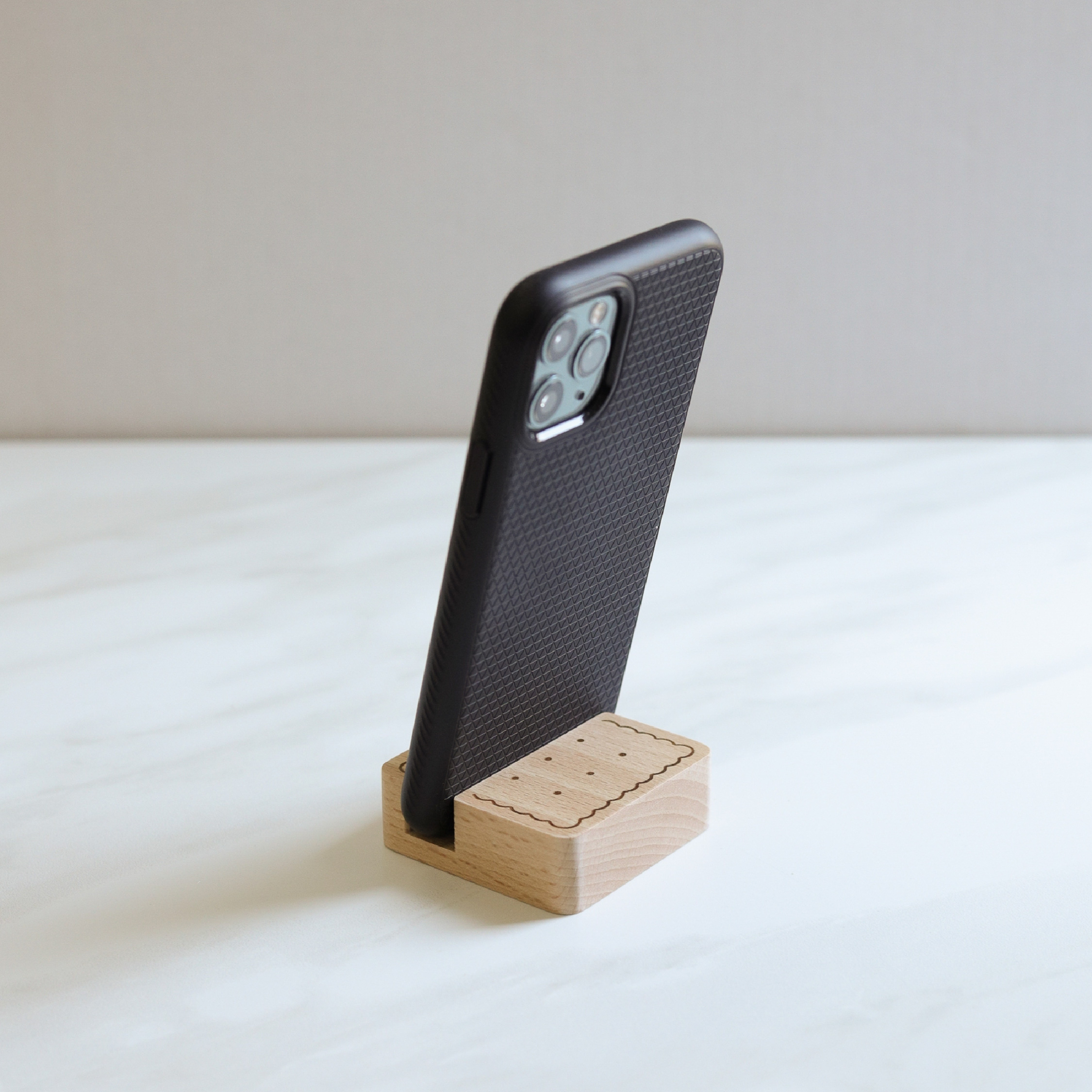 CRACKER-Square Phone stand