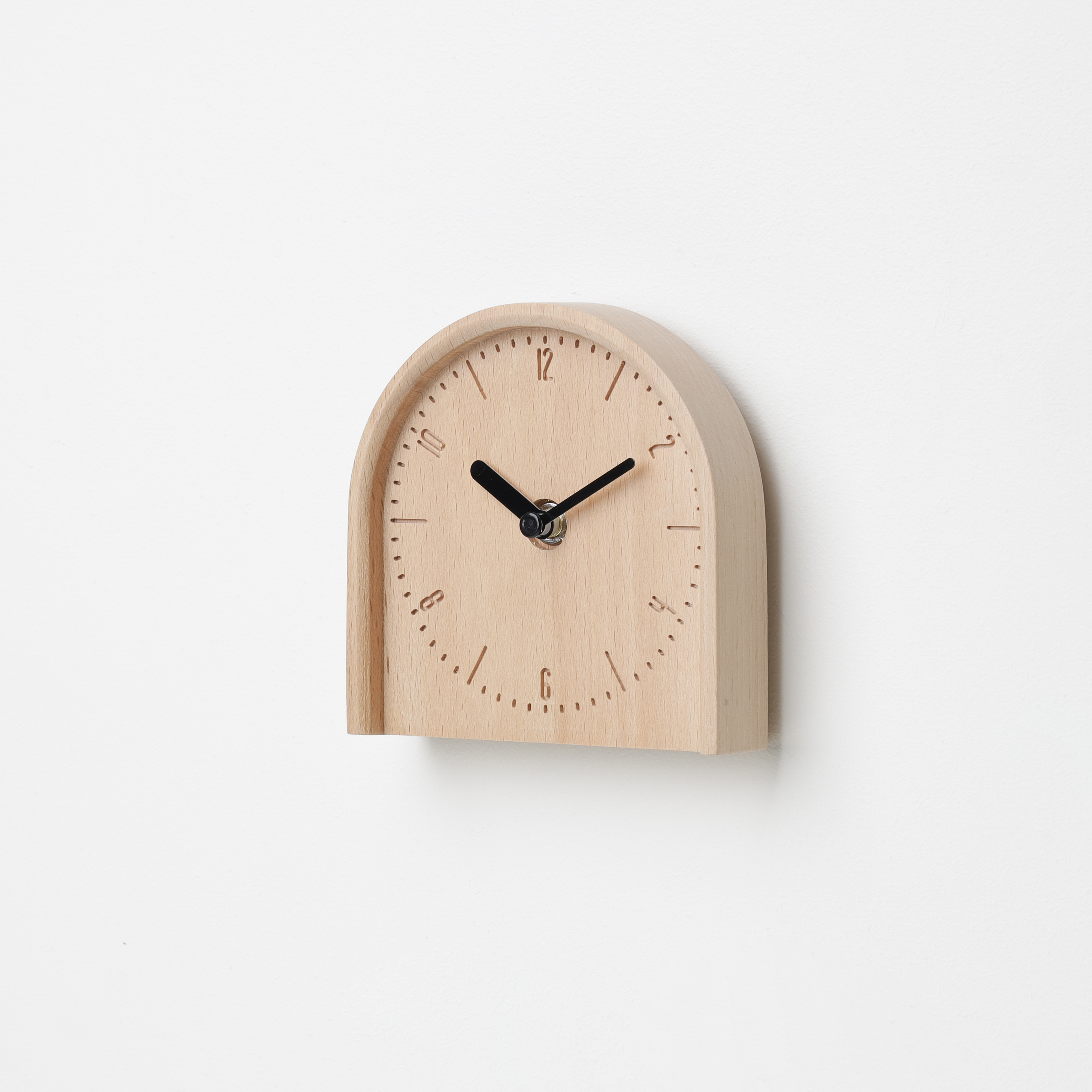 COBY-T-Natural B. | Black H. wall/table clock