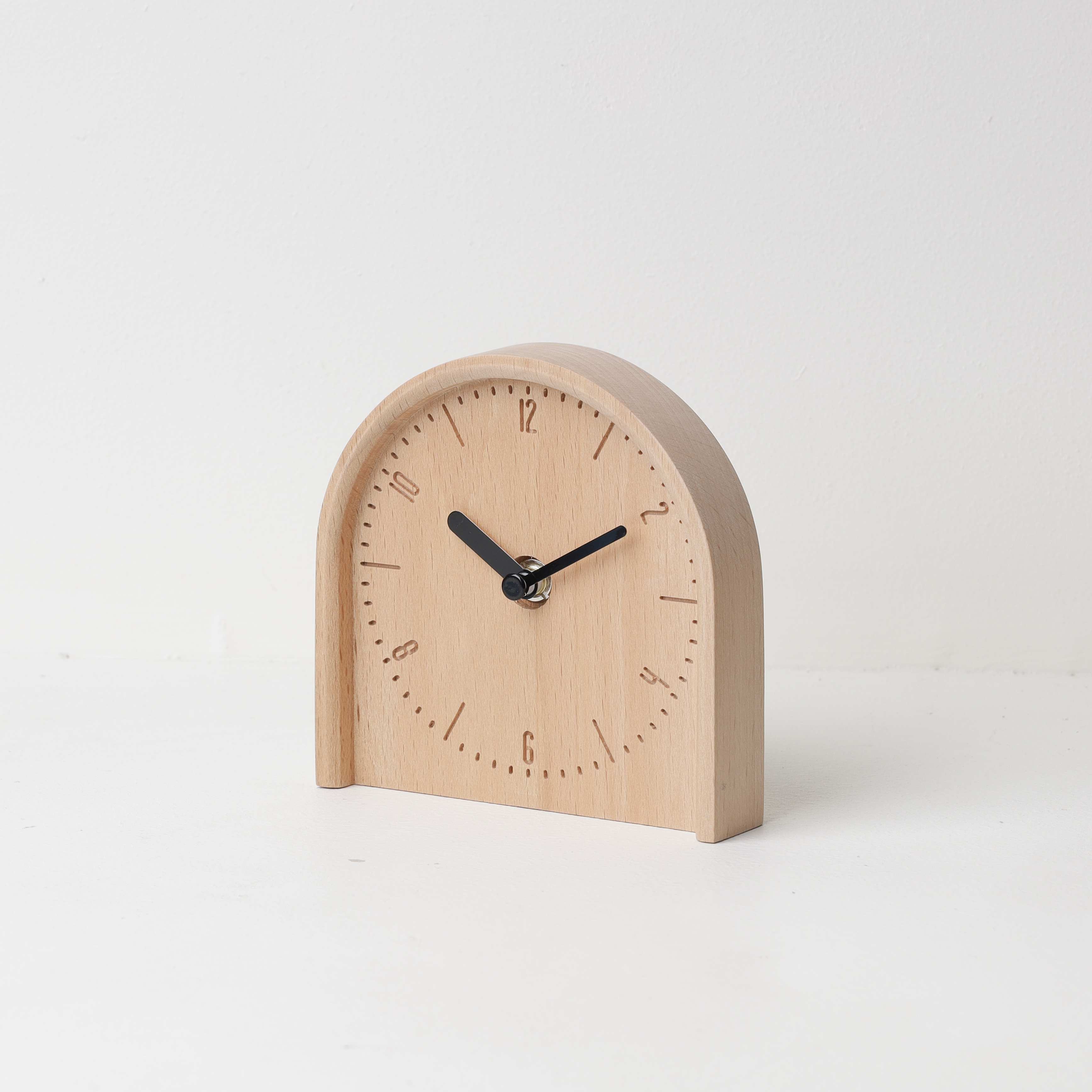 COBY-T-Natural B. | Black H. wall/table clock